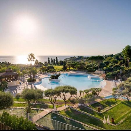 Cap Esterel Village Pierre & Vacance , Agay 4Prs Climatise-Wifi-Parking Inclus Сен-Рафаэль Экстерьер фото